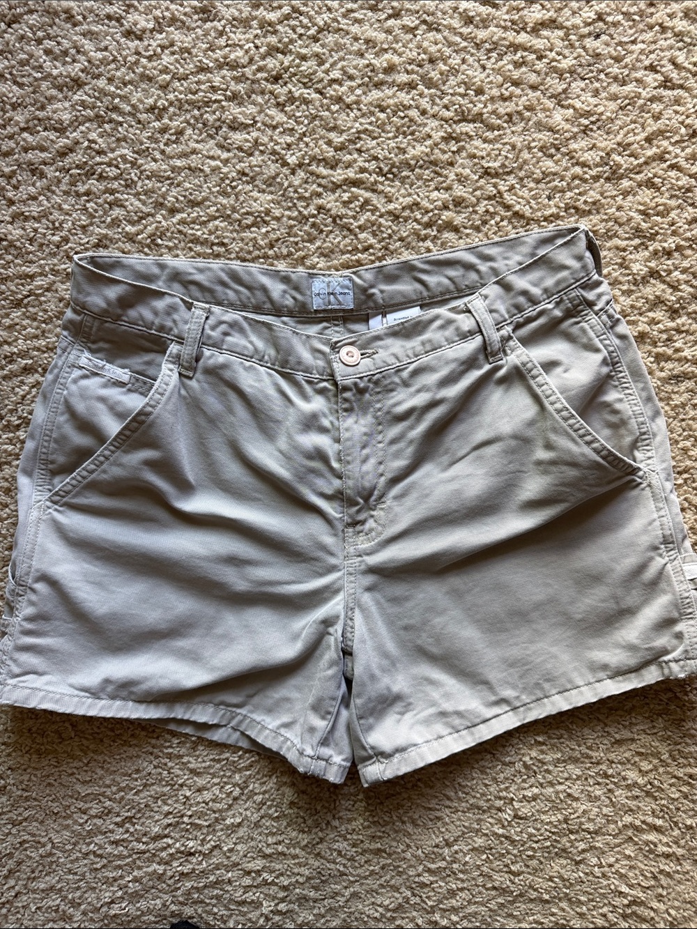 Calvin Klein Light Gray Utility Women’s Casual Shorts